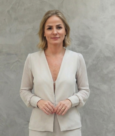 Fernanda Lopes de Oliveira Trovareli